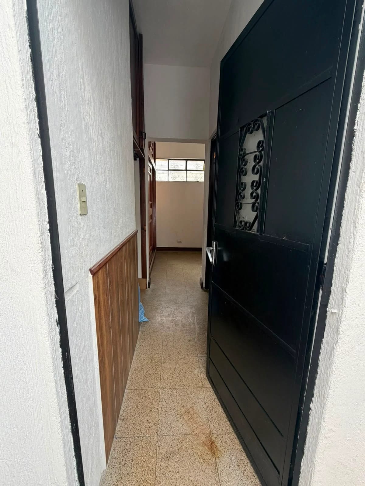 VENDO CASA ZONA 1 POR LA IGLESIA LA RECOLECCIÓN REF.6939 — Casa en Venta en Zona 1, Guatemala, Ciudad — foto 11 de 17