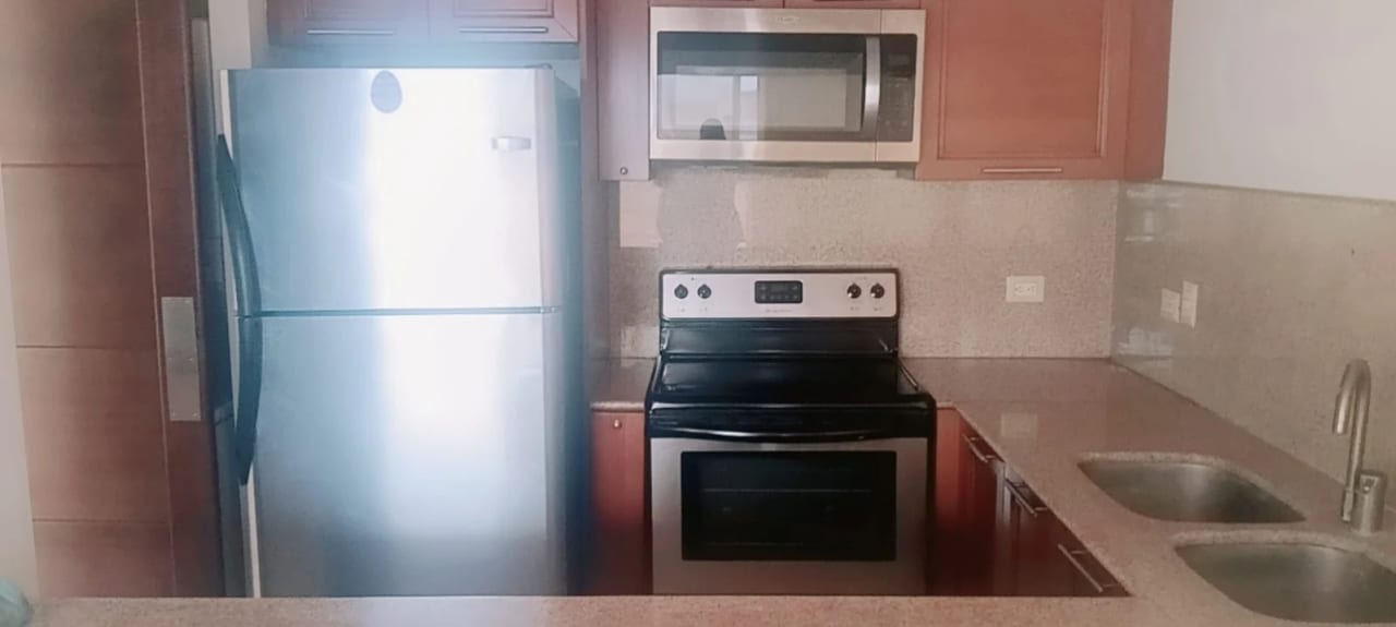 Vendo Apto Z.10 Edif. Mirafiori REF.6827 *110 M2, 2 Hab, 2 Baños — Apartamento en Venta en Zona 10, Guatemala, Ciudad — foto 1 de 17