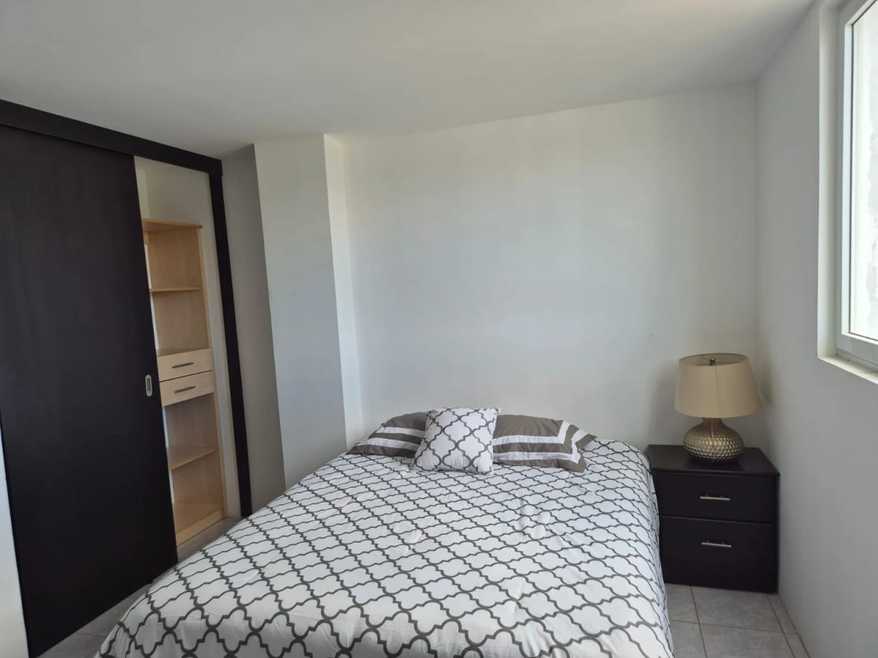 Vendo Ultimo Apto Nuevo Condominio Vistas de Hacienda Real Z.16 — Apartamento en Venta en Zona 16, Guatemala, Ciudad — foto 11 de 12