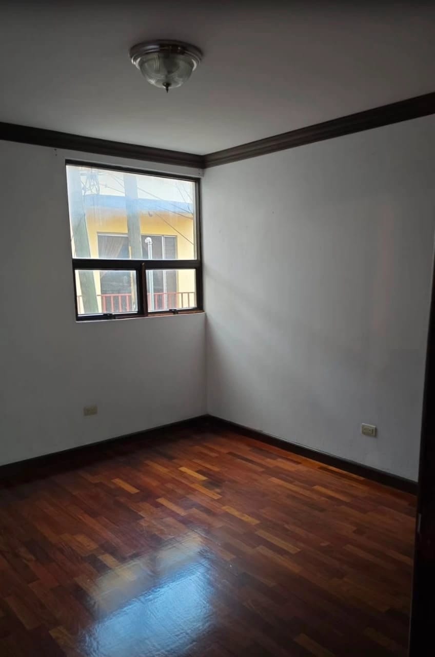 Rento Apto 3 Hab Zona 14 la Villa REF.6941 — Apartamento en Alquiler en Zona 14, Guatemala, Ciudad — foto 10 de 16