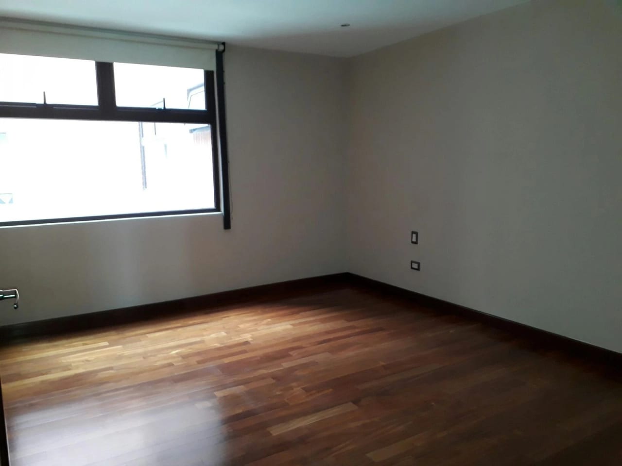 Vendo Apto Z.10 Edif. Mirafiori REF.6827 *110 M2, 2 Hab, 2 Baños — Apartamento en Venta en Zona 10, Guatemala, Ciudad — foto 5 de 17