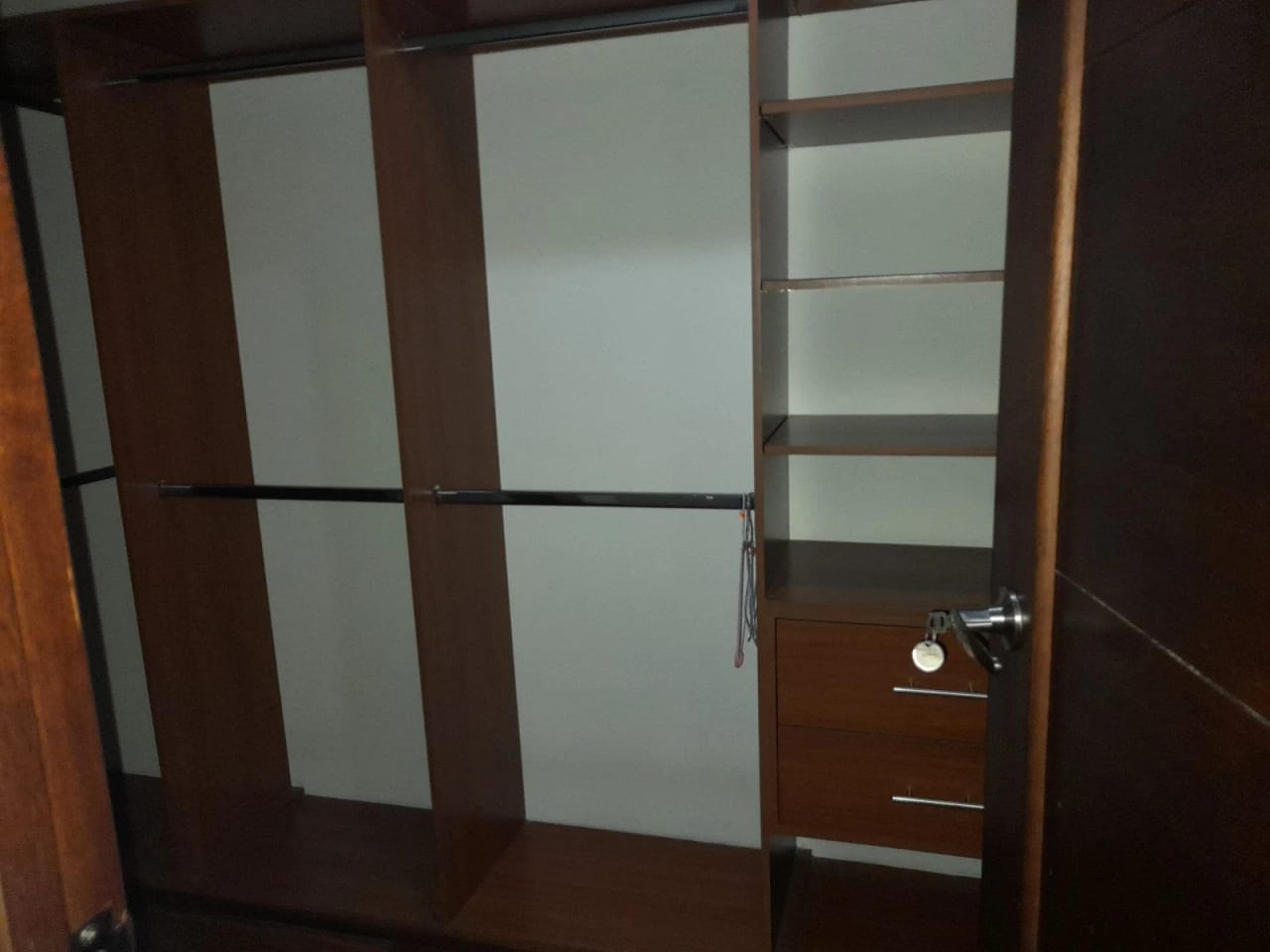 Vendo Apto Z.10 Edif. Mirafiori REF.6827 *110 M2, 2 Hab, 2 Baños — Apartamento en Venta en Zona 10, Guatemala, Ciudad — foto 6 de 17