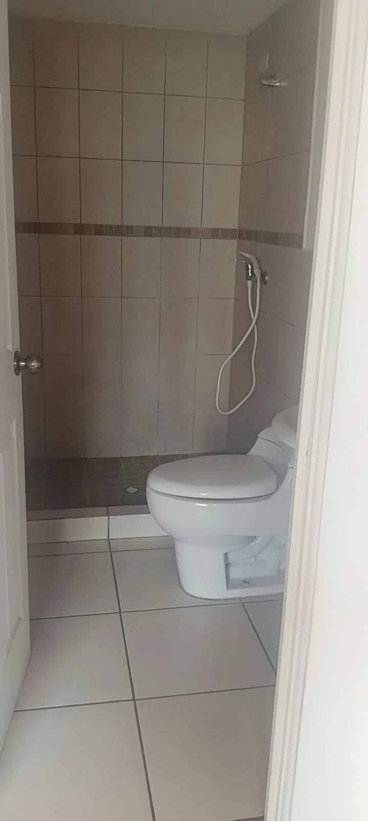 Rento Apto Zona 1, Historico 1, REF.6943 *2 Hab, Estudio, 2 Baños — Apartamento en Alquiler en Zona 1, Guatemala, Ciudad — foto 6 de 14