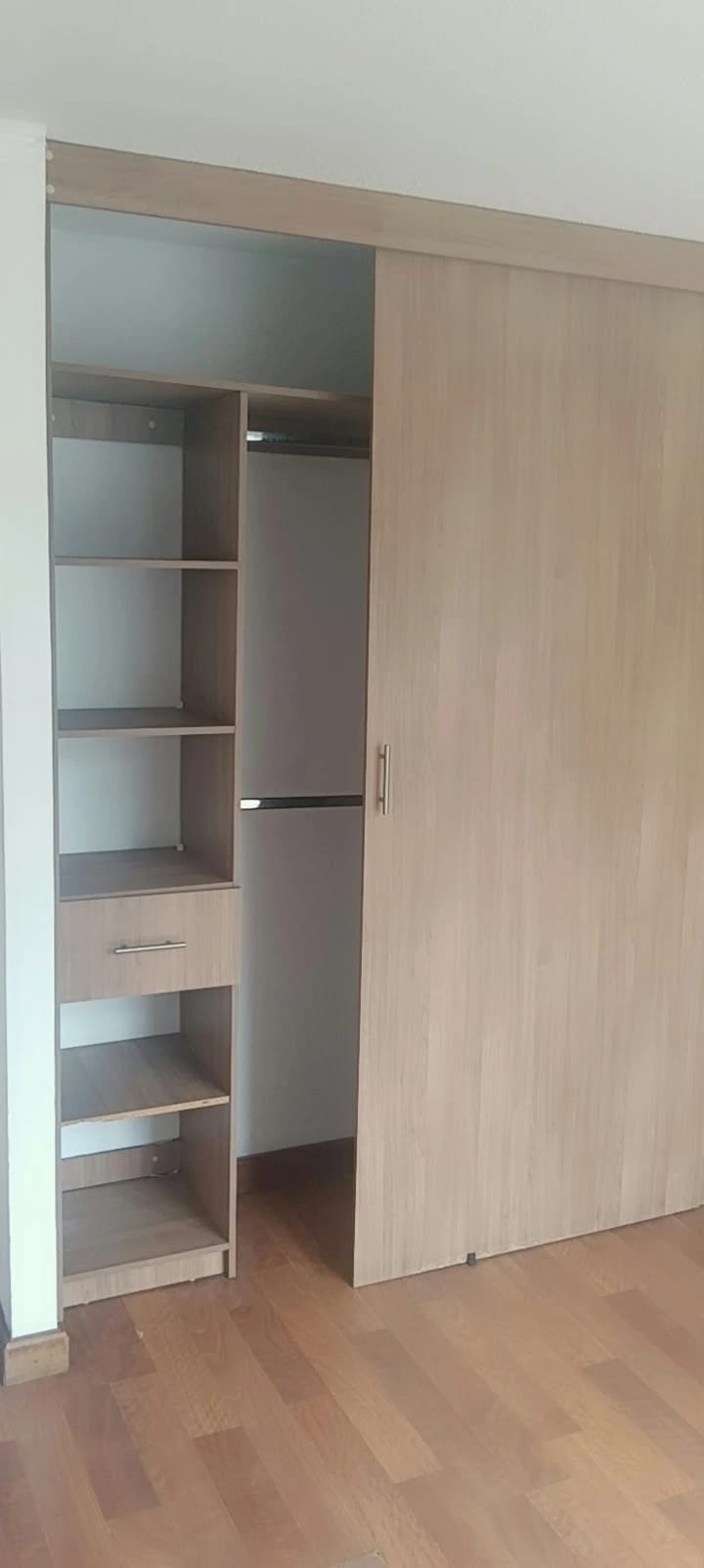 Rento Apto Zona 1, Historico 1, REF.6943 *2 Hab, Estudio, 2 Baños — Apartamento en Alquiler en Zona 1, Guatemala, Ciudad — foto 10 de 14