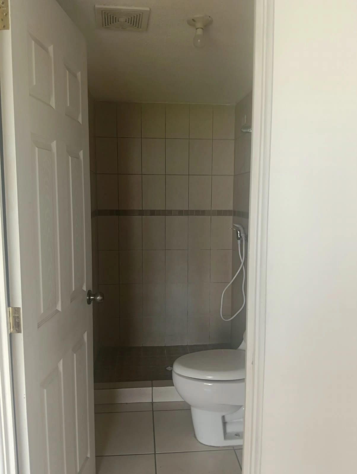 Rento Apto Zona 1, Historico 1, REF.6943 *2 Hab, Estudio, 2 Baños — Apartamento en Alquiler en Zona 1, Guatemala, Ciudad — foto 3 de 11