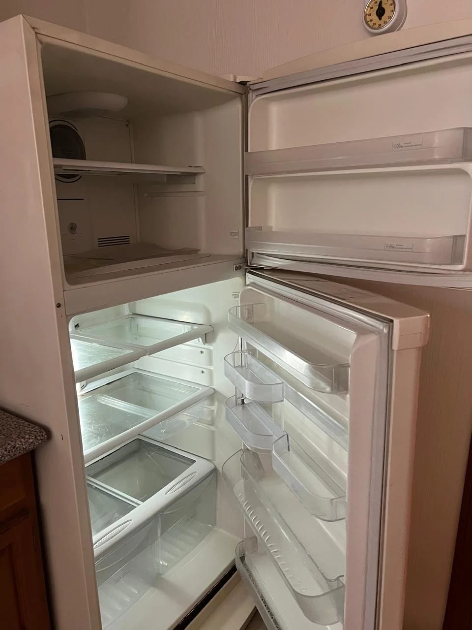 Rento Apto Amueblado 2 Hab Zona 9 a Pocos Metros Plazoleta España — Apartamento en Alquiler en Zona 9, Guatemala, Ciudad — foto 7 de 16