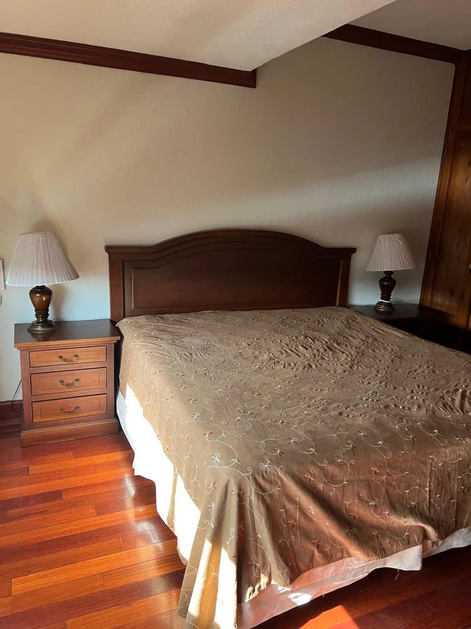 Rento Apto Amueblado 2 Hab Zona 9 a Pocos Metros Plazoleta España — Apartamento en Alquiler en Zona 9, Guatemala, Ciudad — foto 13 de 16