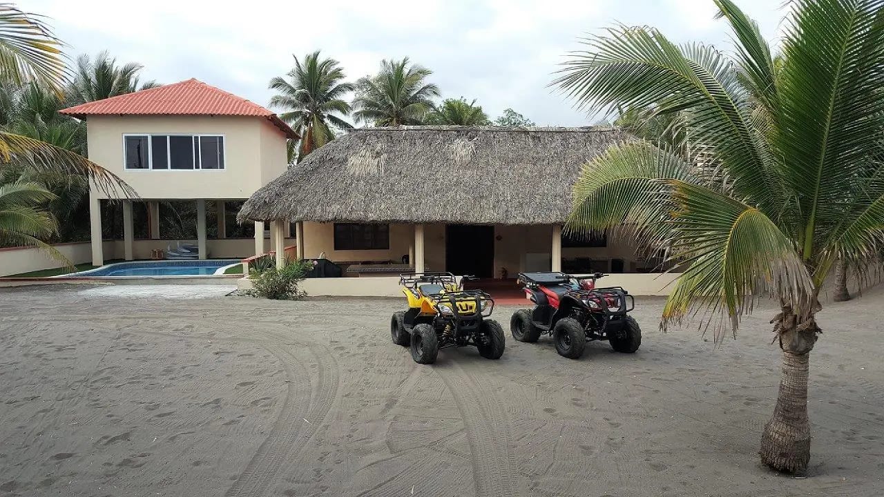 Vendo Propiedad Playa el Ahumado Chiquimulilla Santa Rosa REF.6269 — Casa en Venta en Chiquimulilla, Santa Rosa — foto 1 de 15