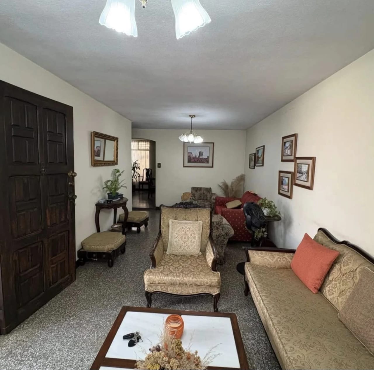 Vendo Casa Zona 11 Col. Loma Linda, Mariscal, REF.6950 *170M2, 4 Hab — Casa en Venta en Zona 11, Guatemala, Ciudad — foto 1 de 8