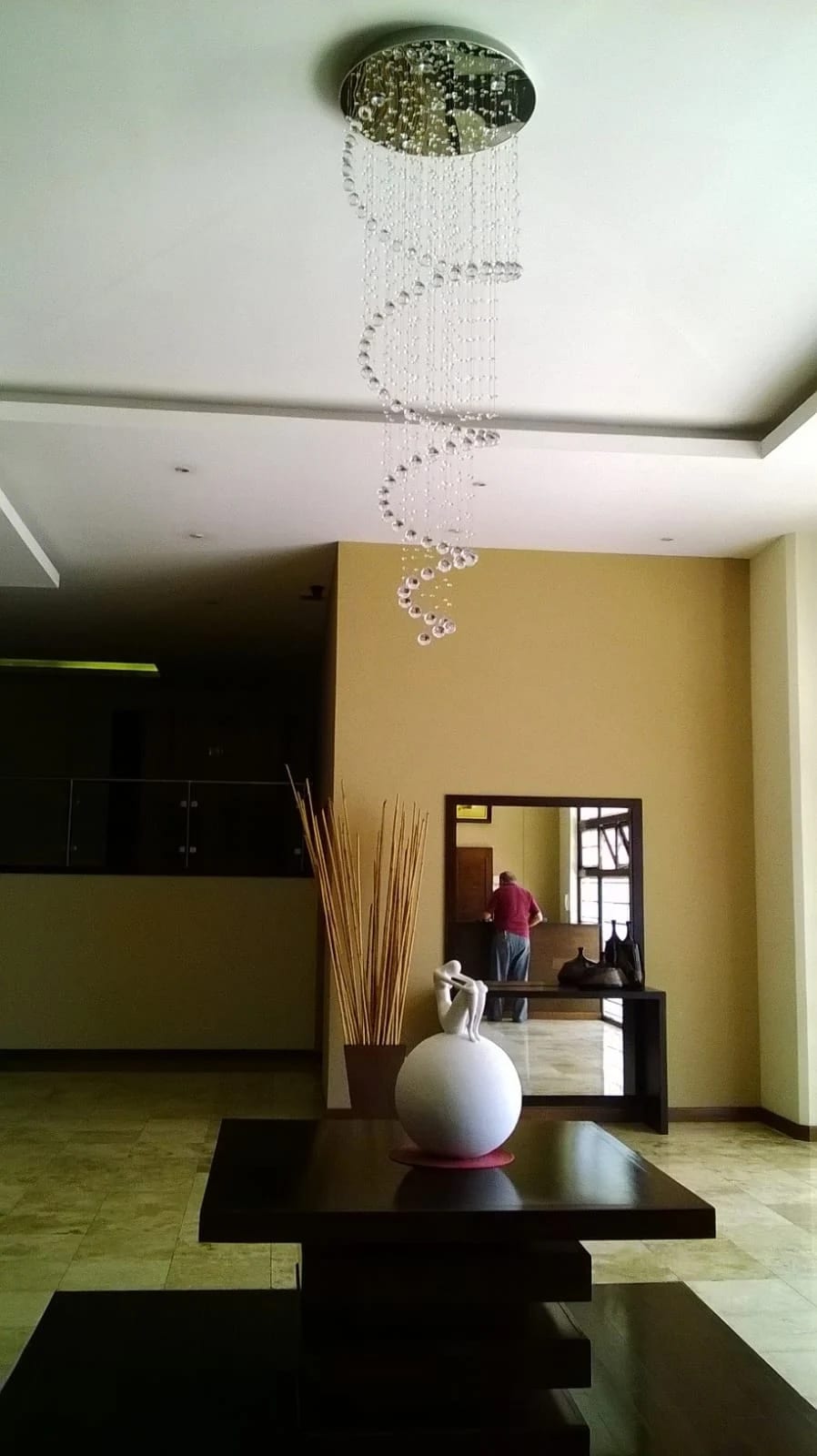 Rento Apto Z.10 Edif. Mirafiori, 6953 *110M2, 2 Hab, 2 Baños, 2 Parq — Apartamento en Alquiler en Zona 10, Guatemala, Ciudad — foto 7 de 13