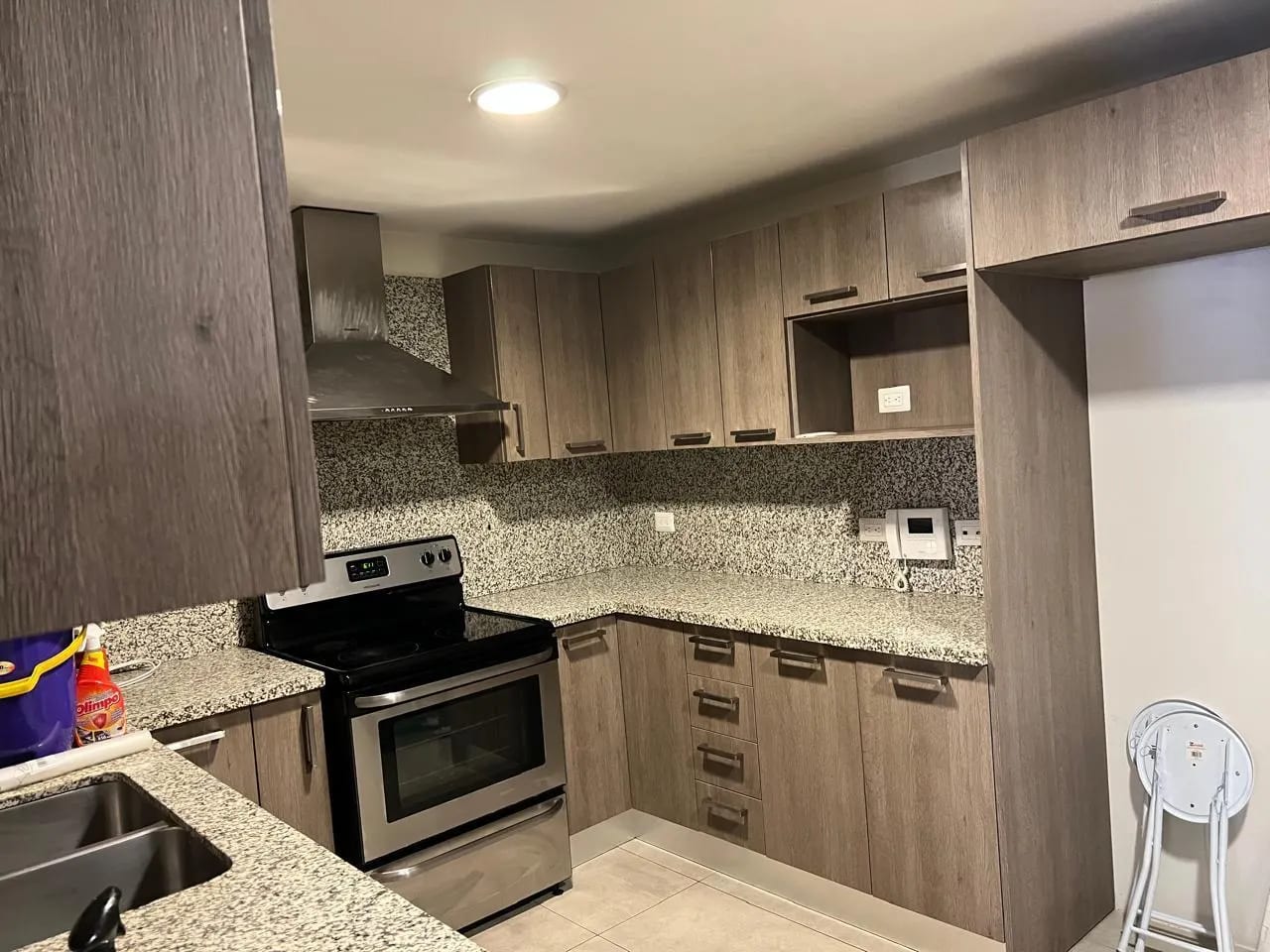 Vendo/rento Apto Zona 10 Edif. Santa Sofia REF.6957 *183M2, 3 Hab — Apartamento en Alquiler en Zona 10, Guatemala, Ciudad — foto 6 de 17