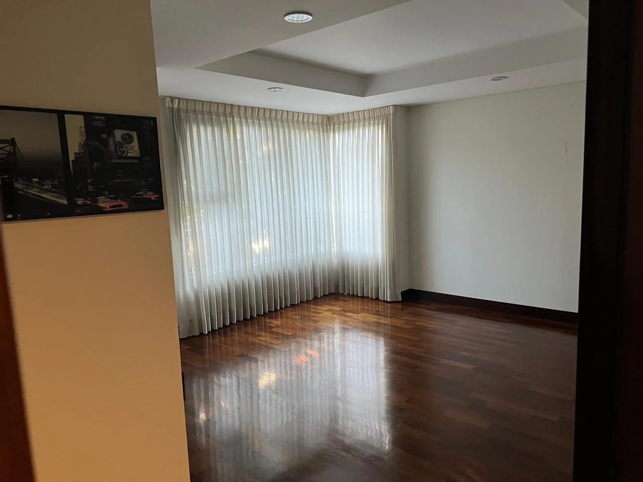 Vendo/rento Apto Zona 10 Edif. Santa Sofia REF.6957 *183M2, 3 Hab — Apartamento en Alquiler en Zona 10, Guatemala, Ciudad — foto 9 de 17