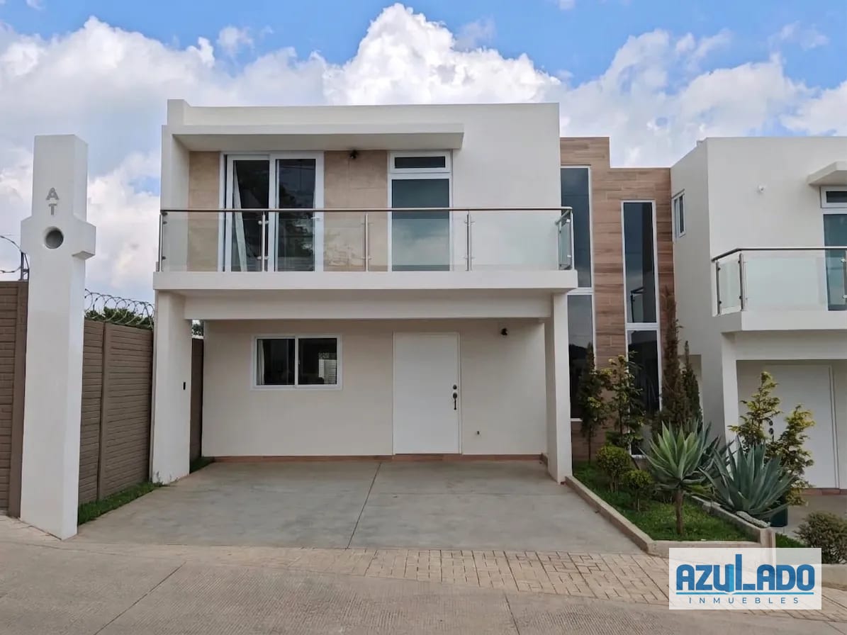 Fachada — Casas en Condado Santa Elena 120m2 — Casa en Venta en Carretera a El Salvador, Guatemala, Ciudad — foto 1 de 3