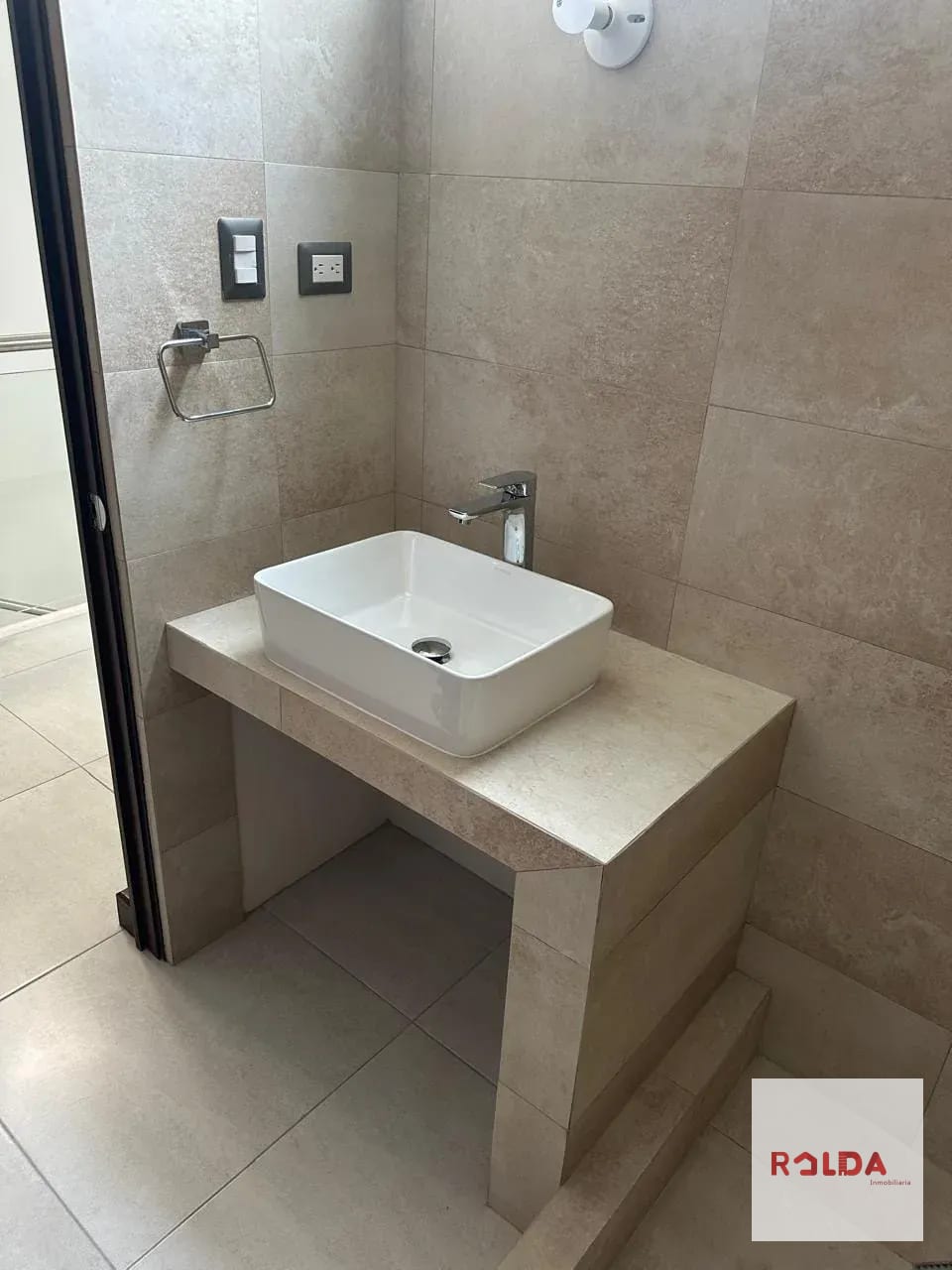 Casas en San Cristobal Sector B1 — Casa en Venta en Zona 8 Mixco, Guatemala, Ciudad — foto 6 de 7