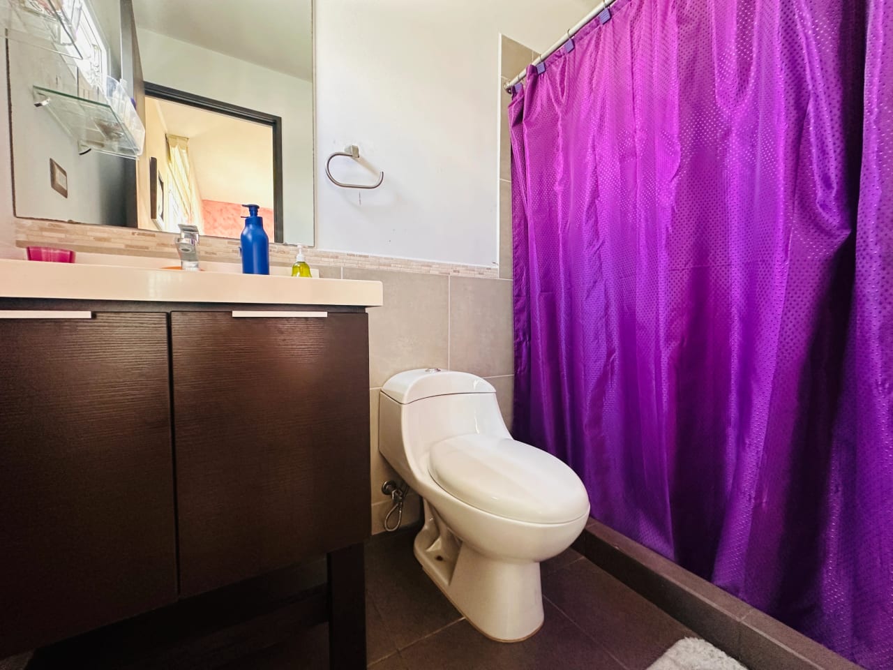 CASA EN RENTA, CONDOMINIO CUMBRES DE LA ARBOLEDA 240 MTS2, 4 DORMITORIOS, CARRETERA A EL SALVADOR. — Casa en Alquiler en Cumbres de La Arboleda, Carretera a El Salvador, Guatemala, Ciudad — foto 14 de 15