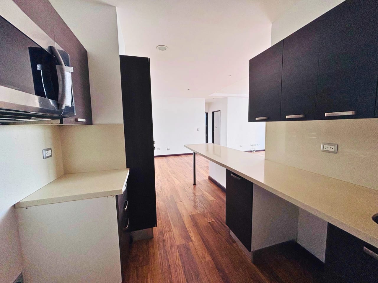 APTO EN EDIFICIO BOUTIQUE 2 HAB. / EDIF. TORRE VERDE Z.15 — Apartamento en Venta en Torre Verde, Zona 15, Guatemala, Ciudad — foto 5 de 17