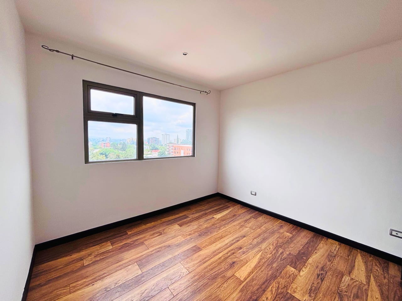 APTO EN EDIFICIO BOUTIQUE 2 HAB. / EDIF. TORRE VERDE Z.15 — Apartamento en Venta en Torre Verde, Zona 15, Guatemala, Ciudad — foto 12 de 17
