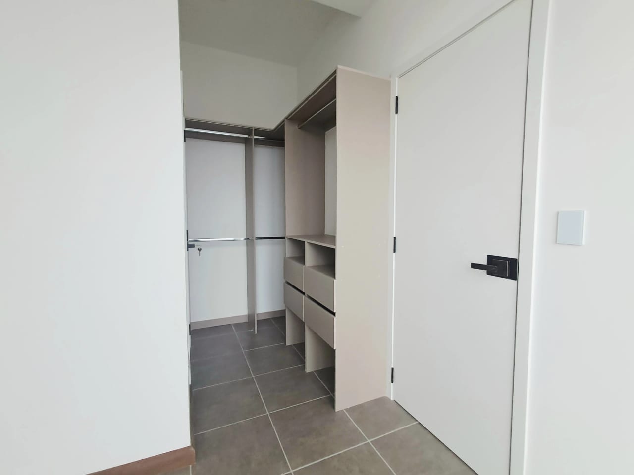 APARTAMENTO EN RENTA P/ESTRENAR, EDIF. QUINCE ESQUINA, ZONA 15 — Apartamento en Alquiler en Quince Esquina, Zona 15, Guatemala, Ciudad — foto 5 de 17