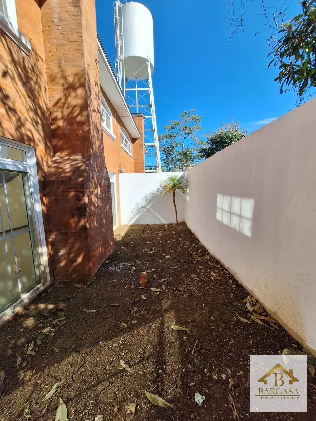 Se vende casa en Residenciales Manantiales km 19.5 carretera a San Jose Pinula — Casa en Venta en Los Manantiales, Carretera a El Salvador, Guatemala, Ciudad — foto 3 de 16