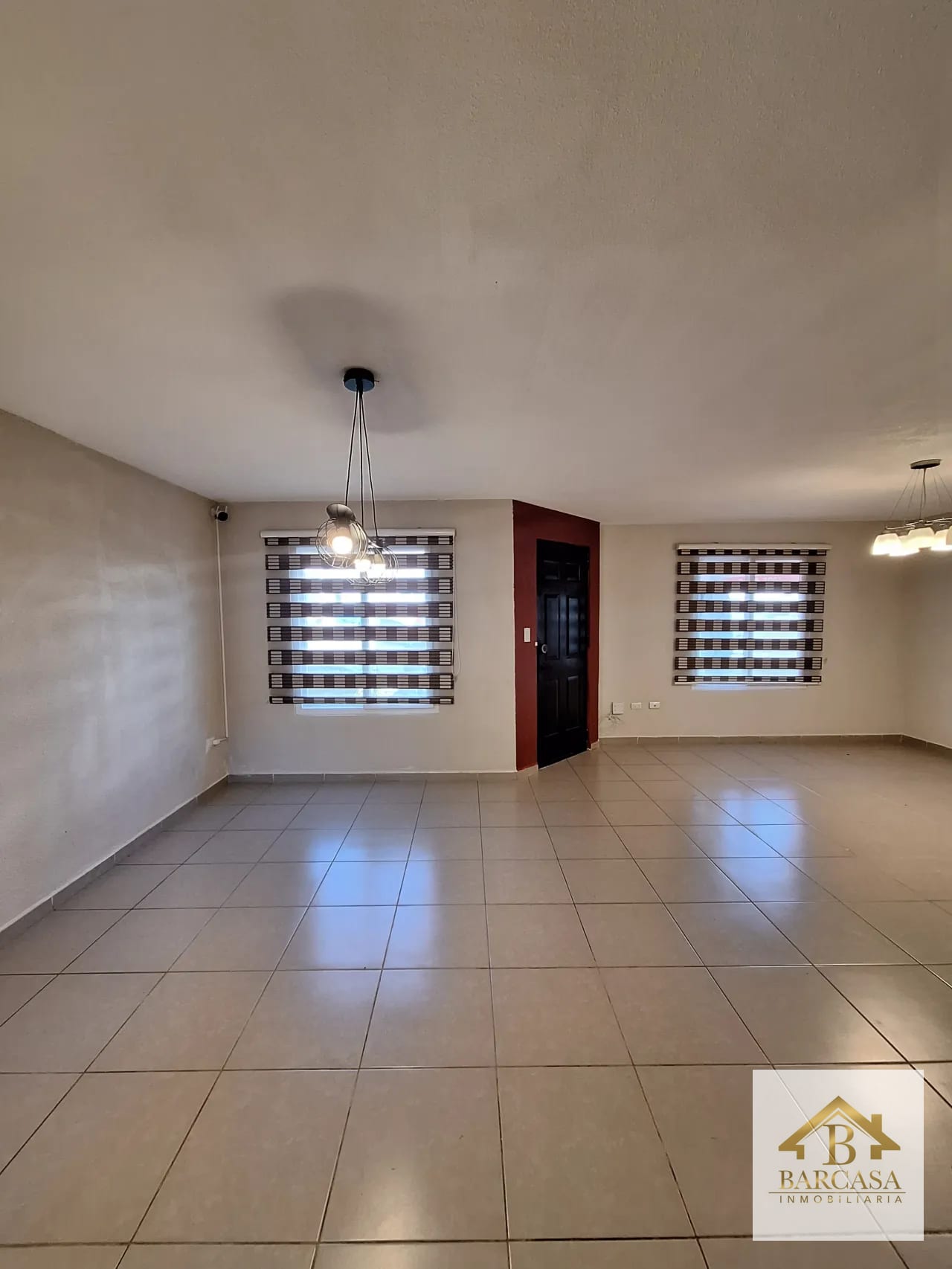 Se vende casa km 30 carretera al salvador. 4 habitaciones condominio con piscinas — Casa en Venta en Alamedas de Santo Domingo, Carretera a El Salvador, Guatemala, Ciudad — foto 3 de 16