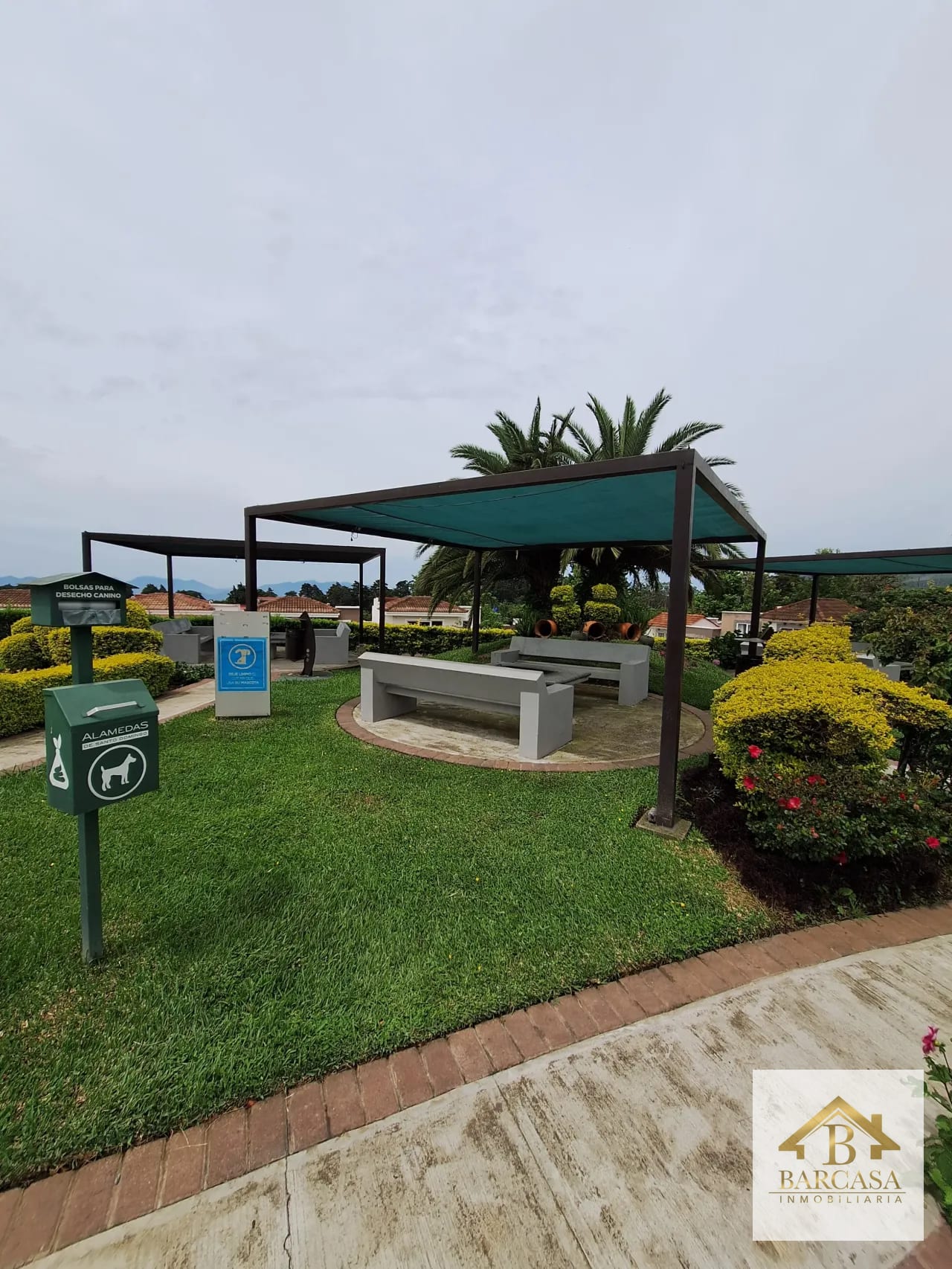 Se vende casa km 30 carretera al salvador. 4 habitaciones condominio con piscinas — Casa en Venta en Alamedas de Santo Domingo, Carretera a El Salvador, Guatemala, Ciudad — foto 16 de 16