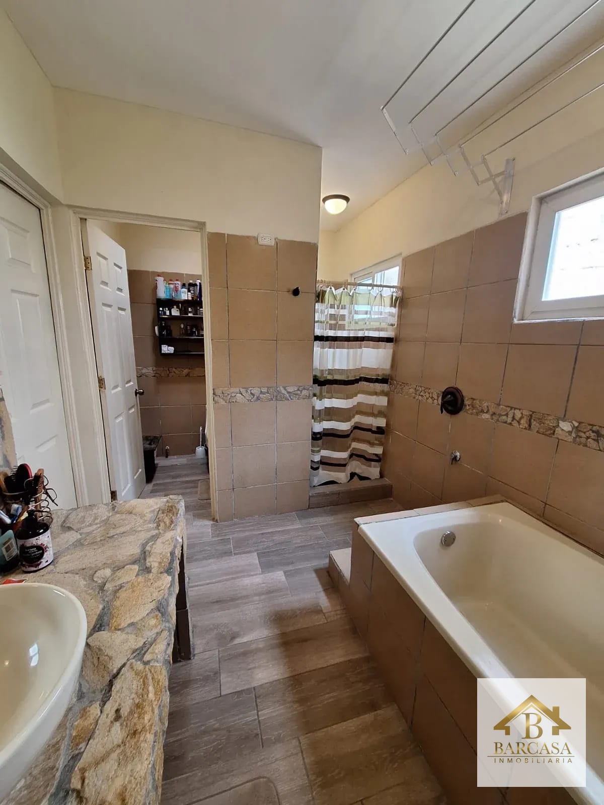 Se vende Casa fuera de garita, km 15.5 detrás de Walmart, aldea — Casa en Venta en Carretera a El Salvador, Guatemala, Ciudad — foto 9 de 17