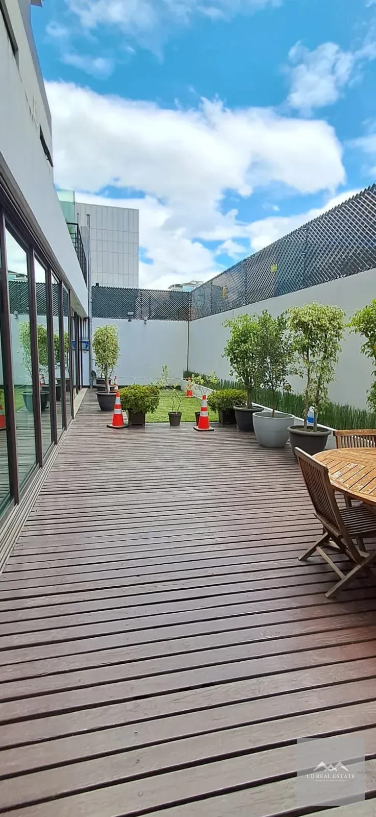 Apartamento de dos habitaciones en z10 — Apartamento en Alquiler en Zona 10, Guatemala, Ciudad — foto 11 de 12