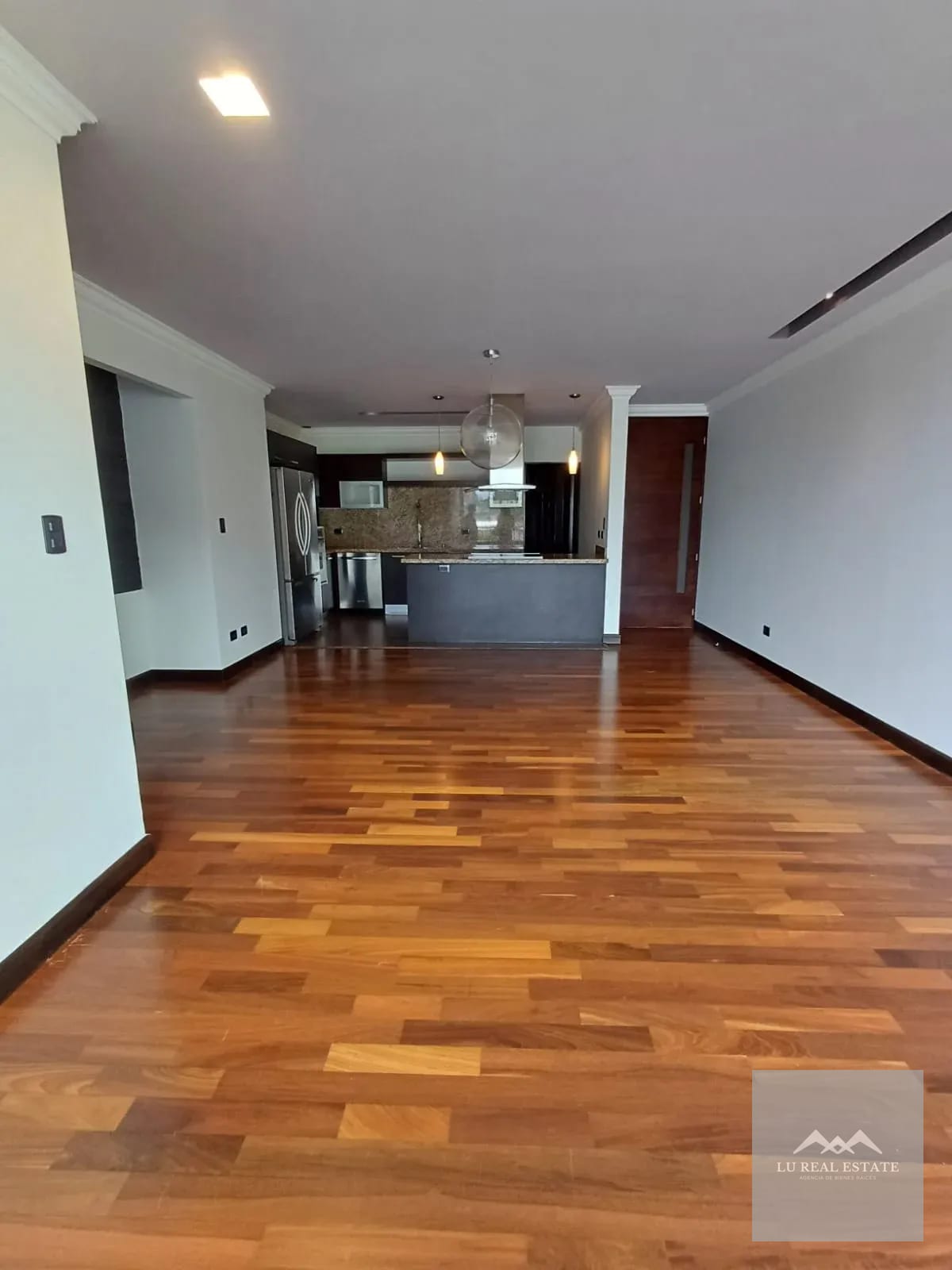 Apartamento de tres habitaciones en z15 — Apartamento en Alquiler en Zona 15, Guatemala, Ciudad — foto 8 de 8