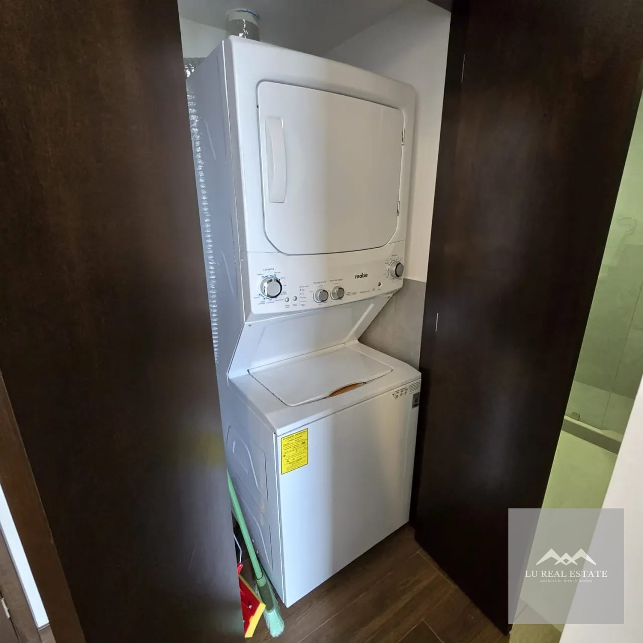 Espectacular apartamento en z10 — Apartamento en Alquiler en Zona 10, Guatemala, Ciudad — foto 5 de 9