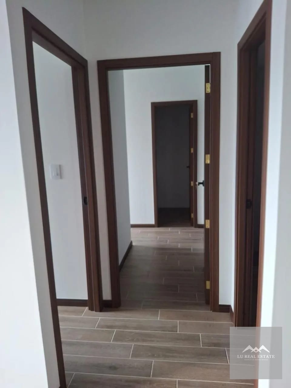 Apartamento en edificio séptimo zona 4 dos habitaciones — Apartamento en Alquiler en Zona 4, Guatemala, Ciudad — foto 2 de 9