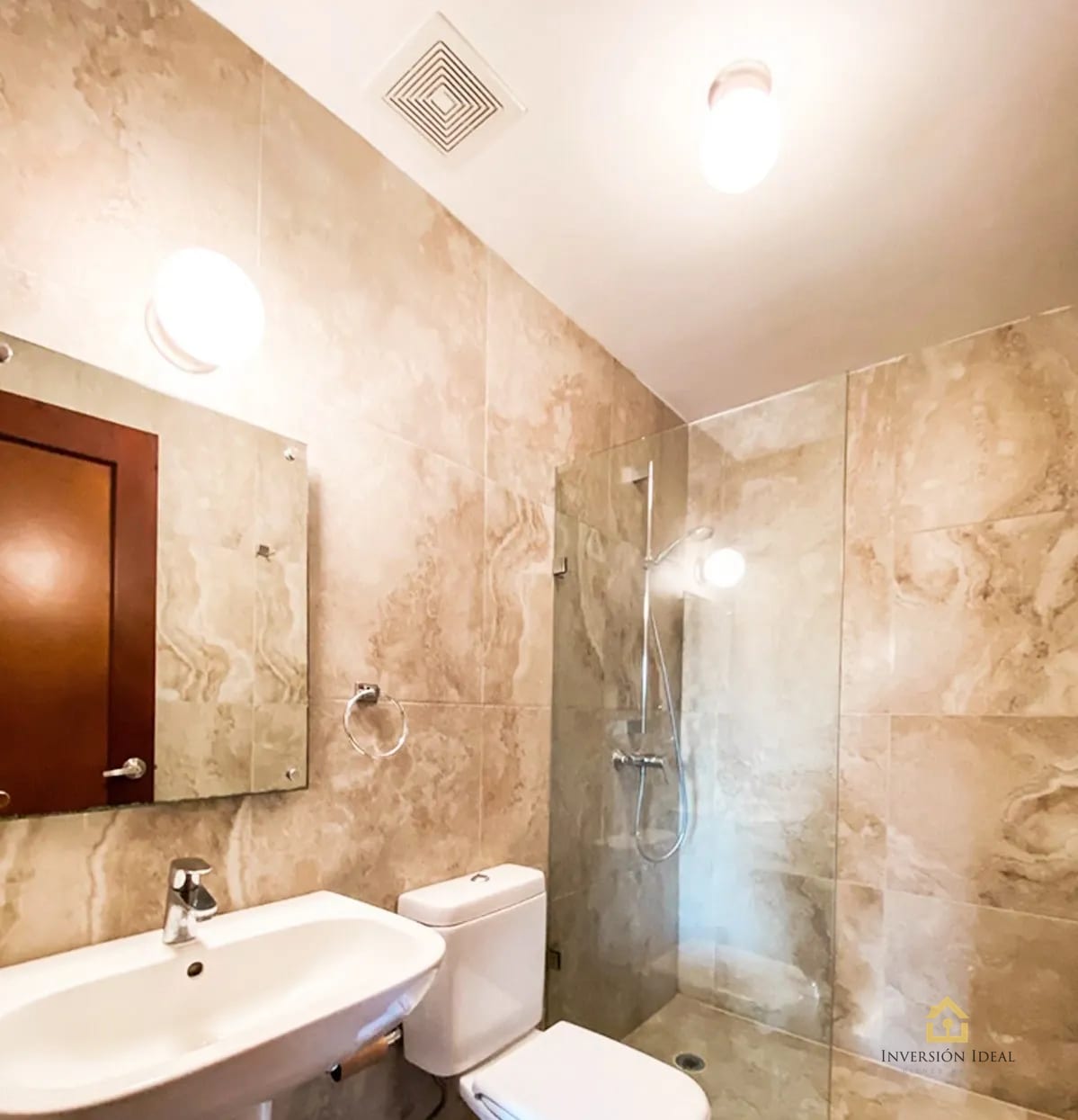 Apartamento en renta 2 parqueos 104 mts² - Q8,100 + IVA | zona 15 — Apartamento en Alquiler en Casa Alhambra, Zona 15, Guatemala, Ciudad — foto 12 de 14