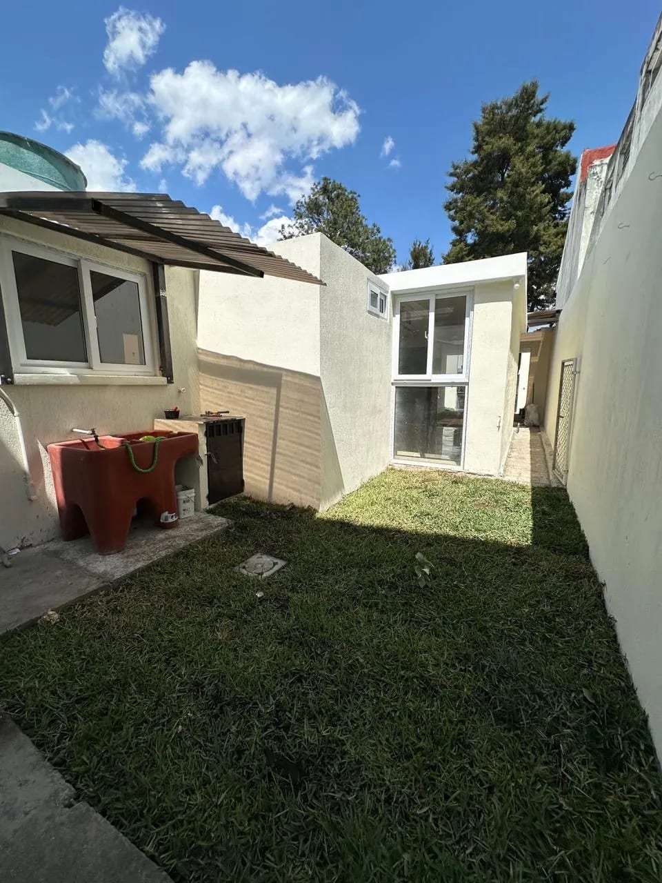 LINDA CASA REMODELADA EN GRANAI I, ZONA 11 — Casa en Venta en Granai & Townson, Zona 11, Guatemala, Ciudad — foto 3 de 7