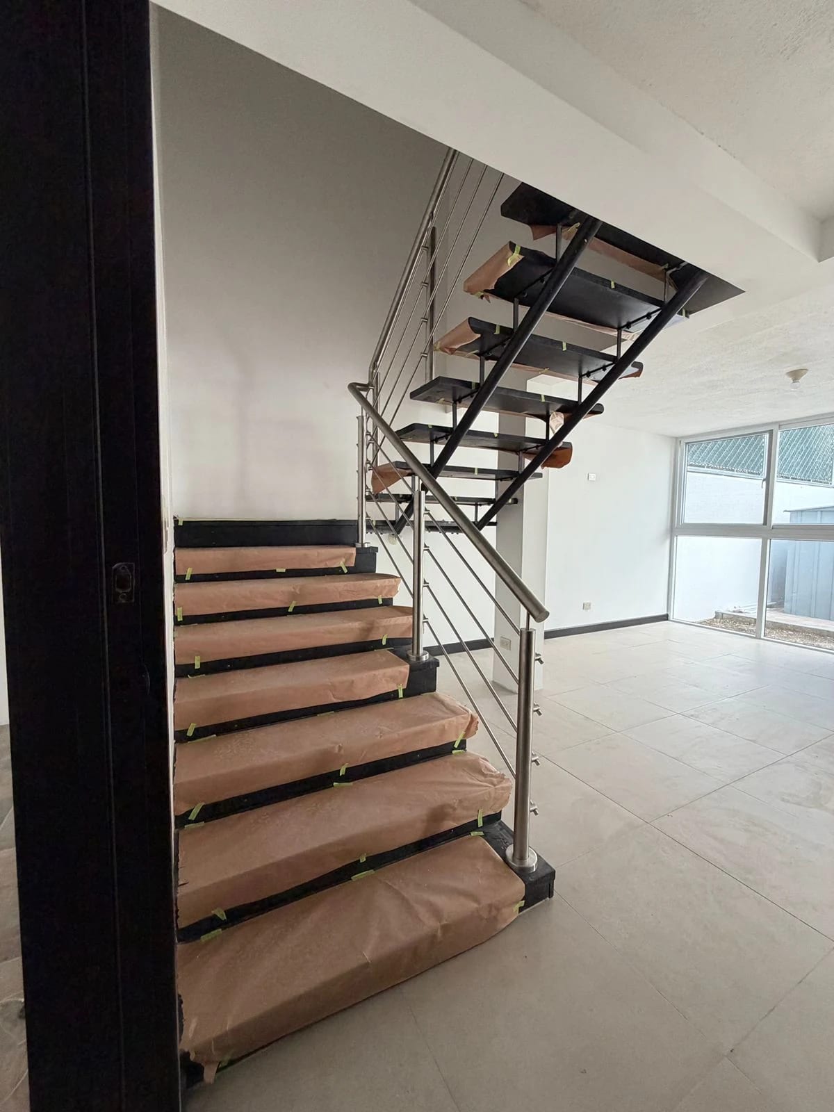 CASA REMODELADA EN GRANAI II, ZONA 11 — Casa en Venta en Granai & Townson, Zona 11, Guatemala, Ciudad — foto 13 de 16