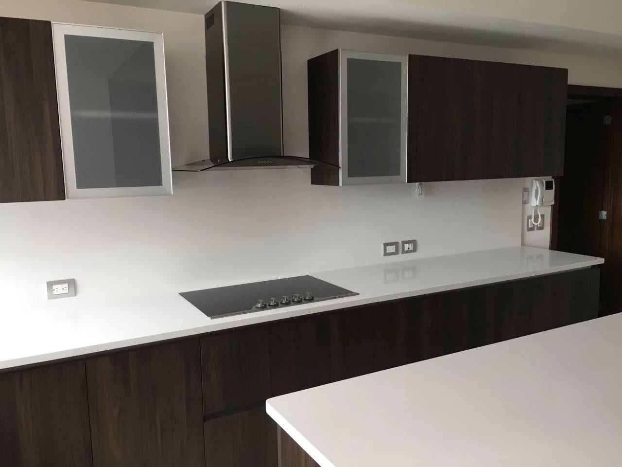 Lindisimo Apartamento de Tres Dormitorios con Servicio Zona 14 — Apartamento en Venta en Noguchi, Zona 14, Guatemala, Ciudad — foto 2 de 17