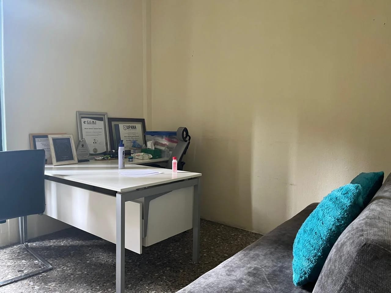 amplia casa en zona 10, para oficinas — Casa en Alquiler en Zona 10, Guatemala, Ciudad — foto 12 de 12