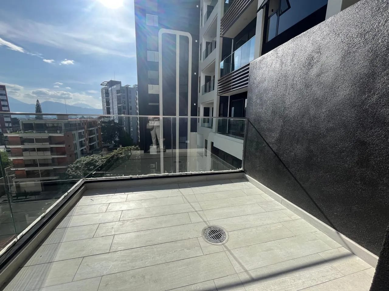 Amplio Apartamento de Tres Dormitorios en Alquiler en Verdu Zona 13 — Apartamento en Alquiler en Verdú, Zona 13, Guatemala, Ciudad — foto 12 de 16