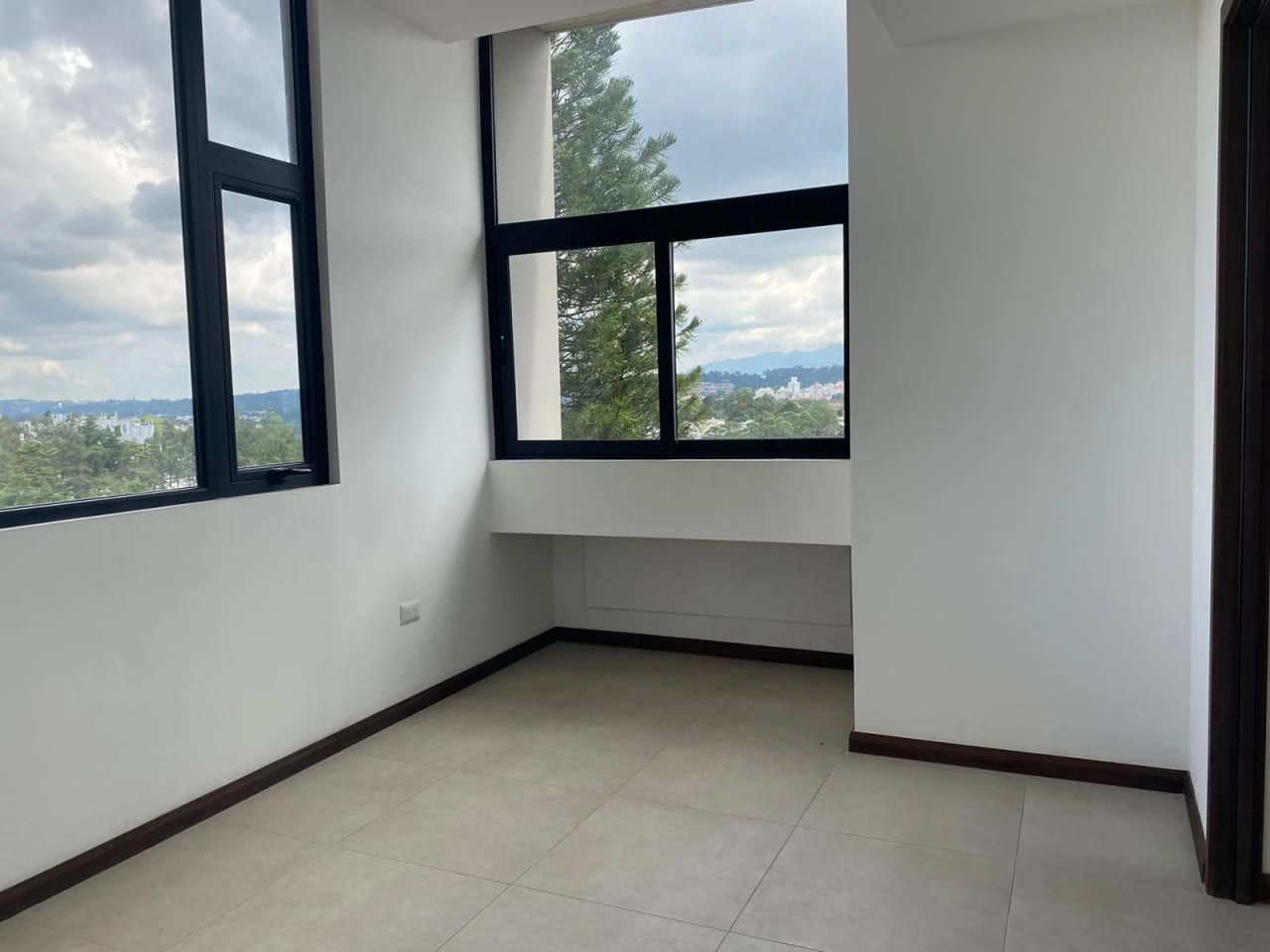 lindo apartamento de dos dormitorios en MIRA ZONA 10 — Apartamento en Venta en Mira, Zona 10, Guatemala, Ciudad — foto 5 de 16