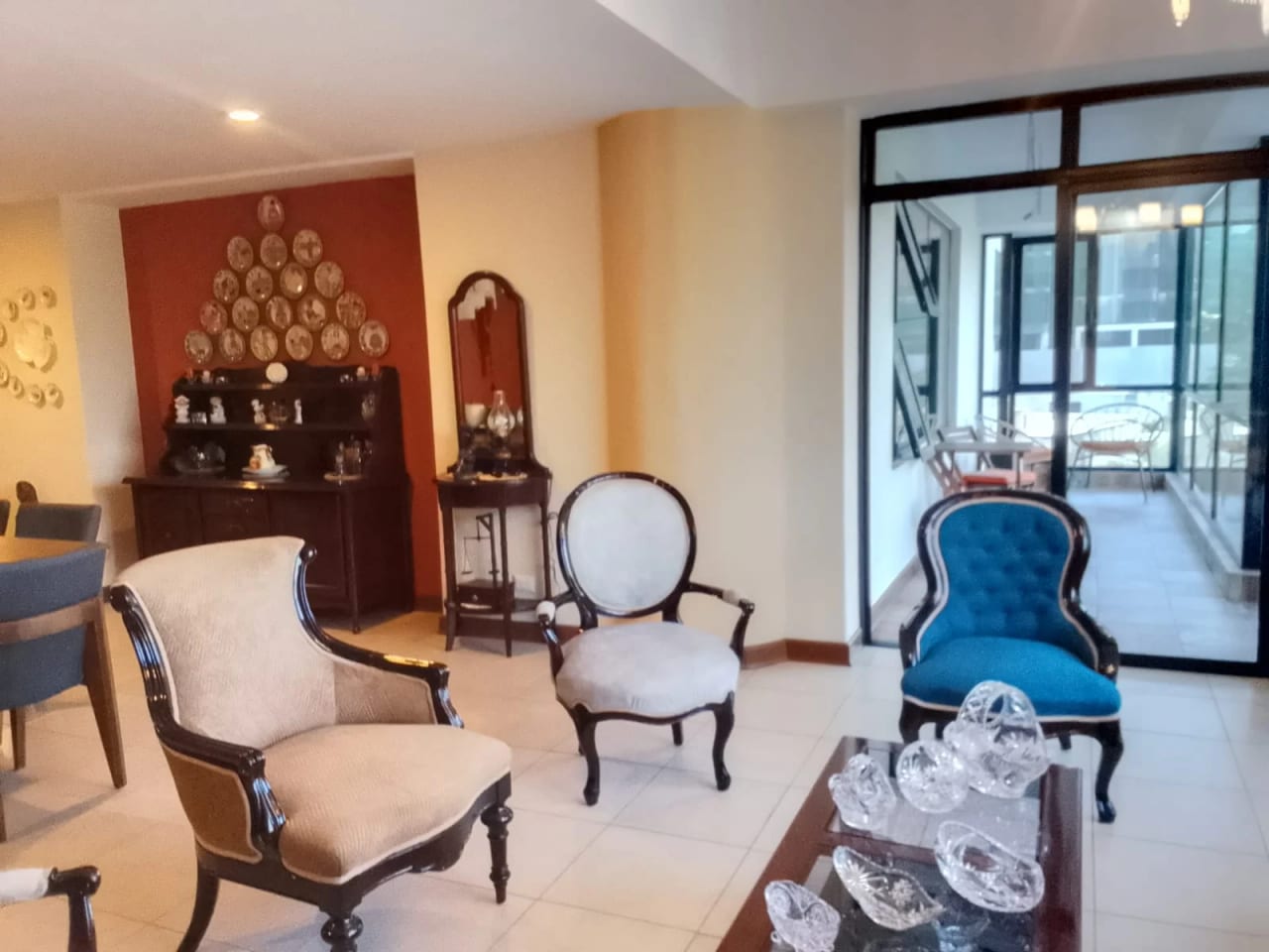 Amplio Apartamento de Tres Dormitorios en Vista Hermosa II, Zona 15 — Apartamento en Venta en María del Alma, Zona 15, Guatemala, Ciudad — foto 1 de 17