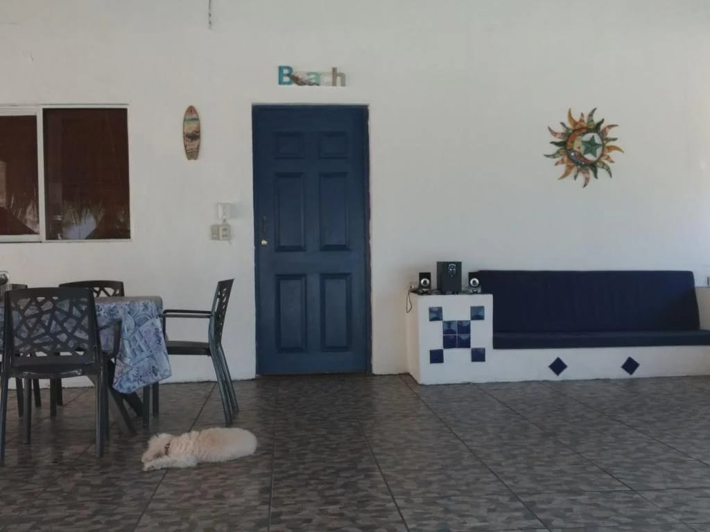 Linda Casa de Descanso en Monterrico, con Orilla de Playa — Casa vacacional en Venta en Monterrico, Santa Rosa — foto 3 de 15