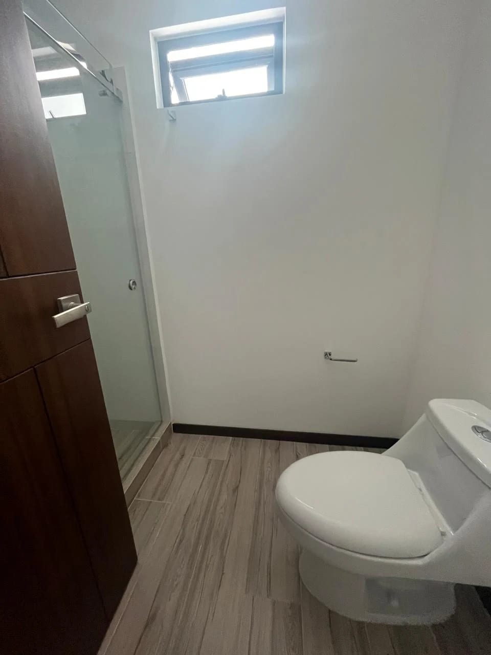 lindo apartamento de dos dormitorios para estrenar en NEO 2 — Apartamento en Alquiler en Neo Apartamentos, Zona 10, Guatemala, Ciudad — foto 8 de 17