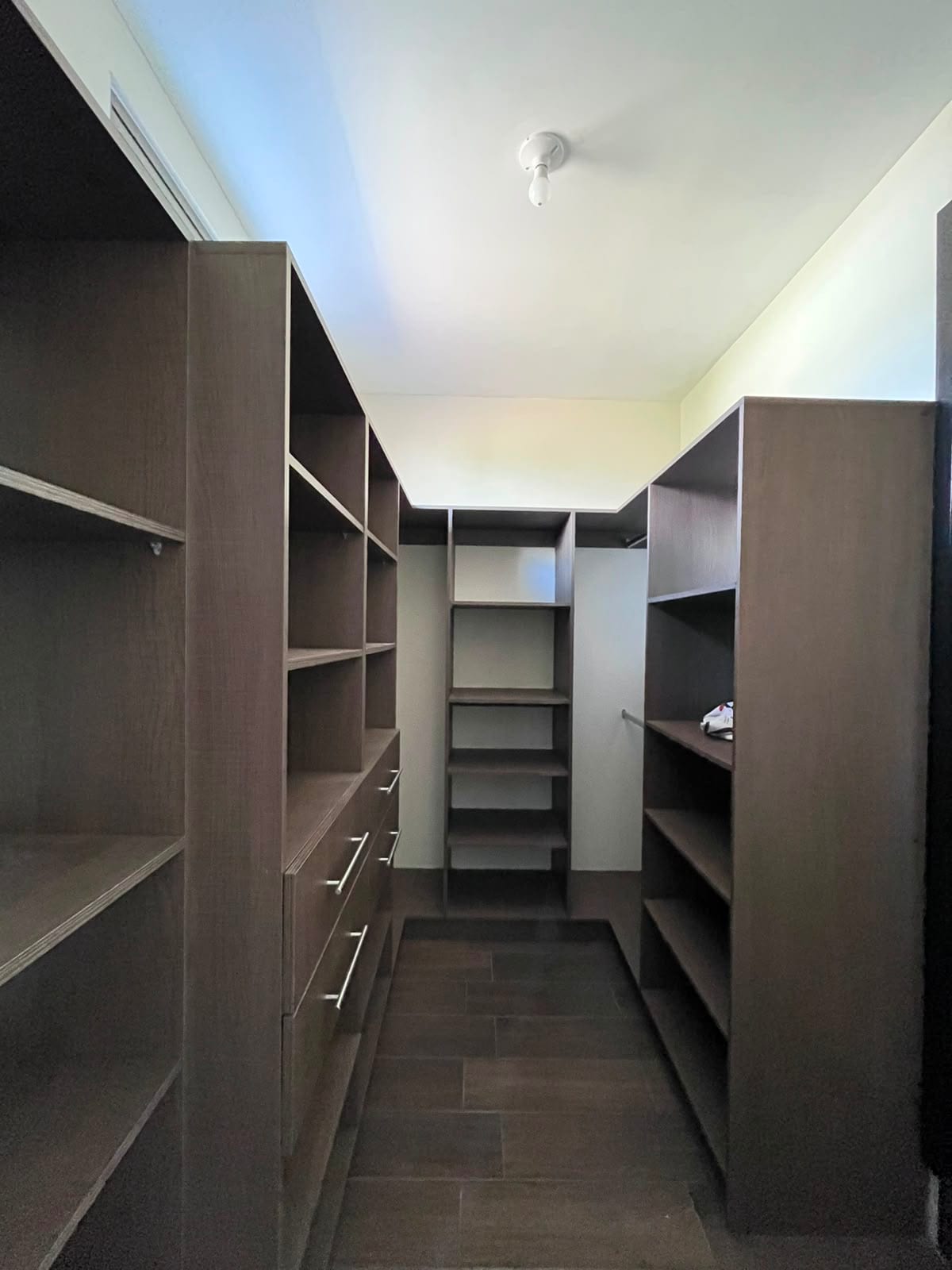 Para Estrenar Casa de 3 Habitaciones Zona 16 Puerta de Hierro — Casa en Venta en Hacienda Real, Zona 16, Guatemala, Ciudad — foto 8 de 17
