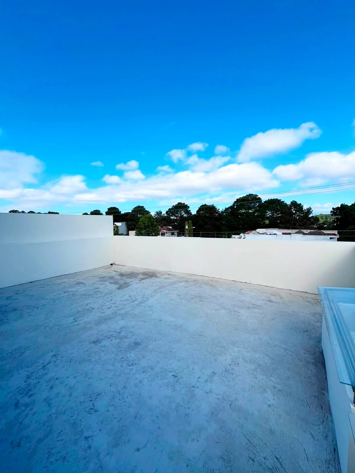 Casa NUEVA en VENTA zona 16 Puerta de Hierro, Hacienda Real — Casa en Venta en Puerta de Hierro, Zona 16, Guatemala, Ciudad — foto 10 de 11