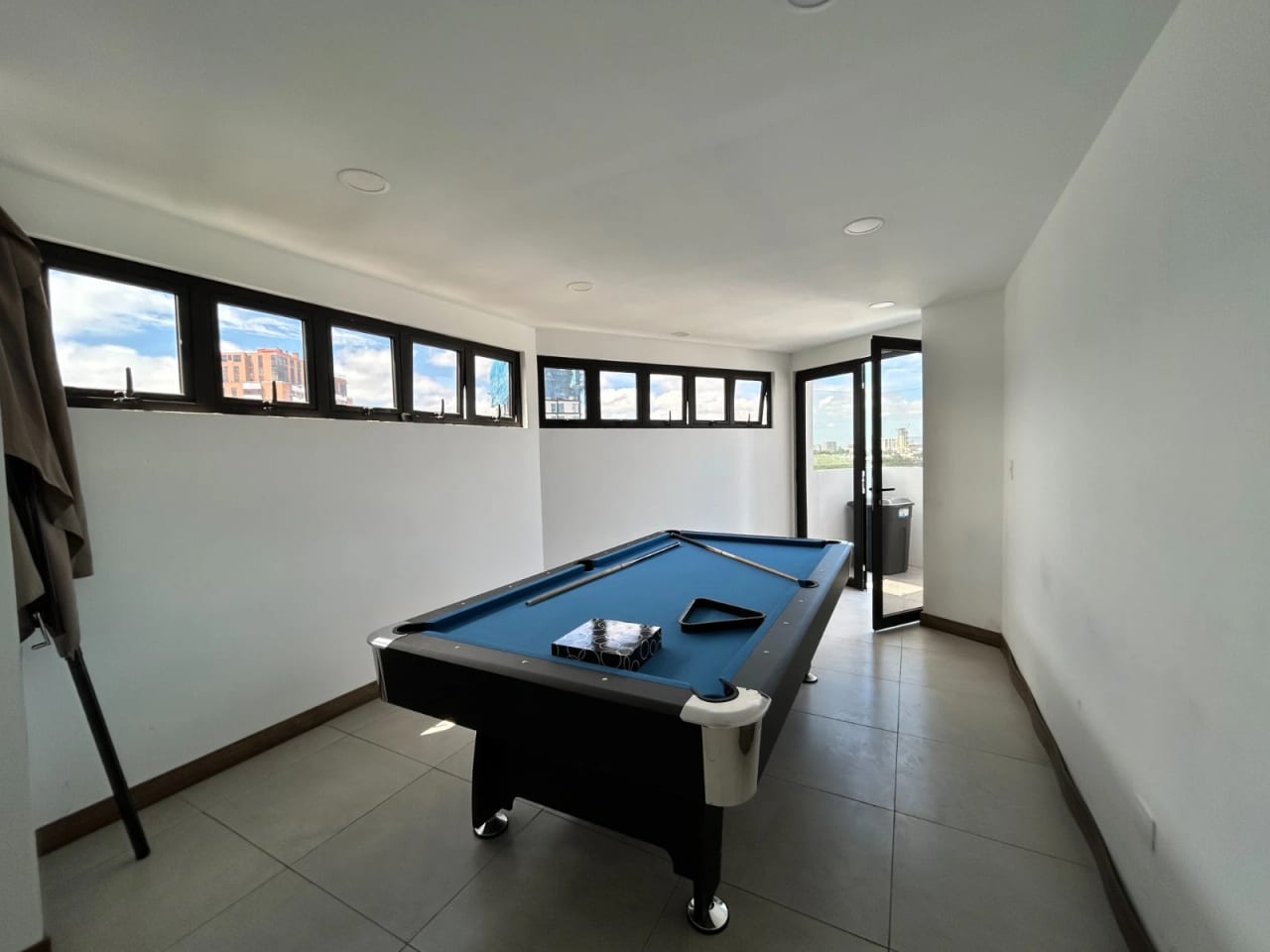 Apartamento en RENTA Edificio Prive Vista Hermosa 1 zona 15 — Apartamento en Alquiler en Vista Hermosa I, Zona 15, Guatemala, Ciudad — foto 13 de 14