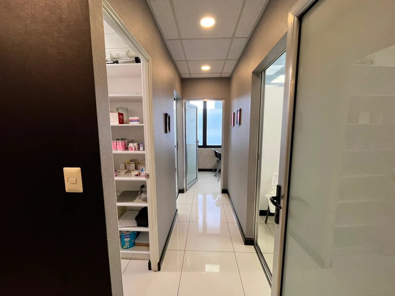 Clínica en Venta/zona Medica -zona 9 — Clínica en Venta en Zona 9, Guatemala, Ciudad — foto 9 de 11