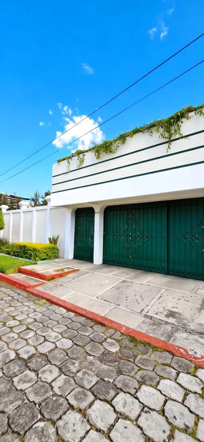 Casa en Venta a una Cuadra de la Roosevelt — Casa en Venta en Zona 2 Mixco, Guatemala, Ciudad — foto 8 de 16