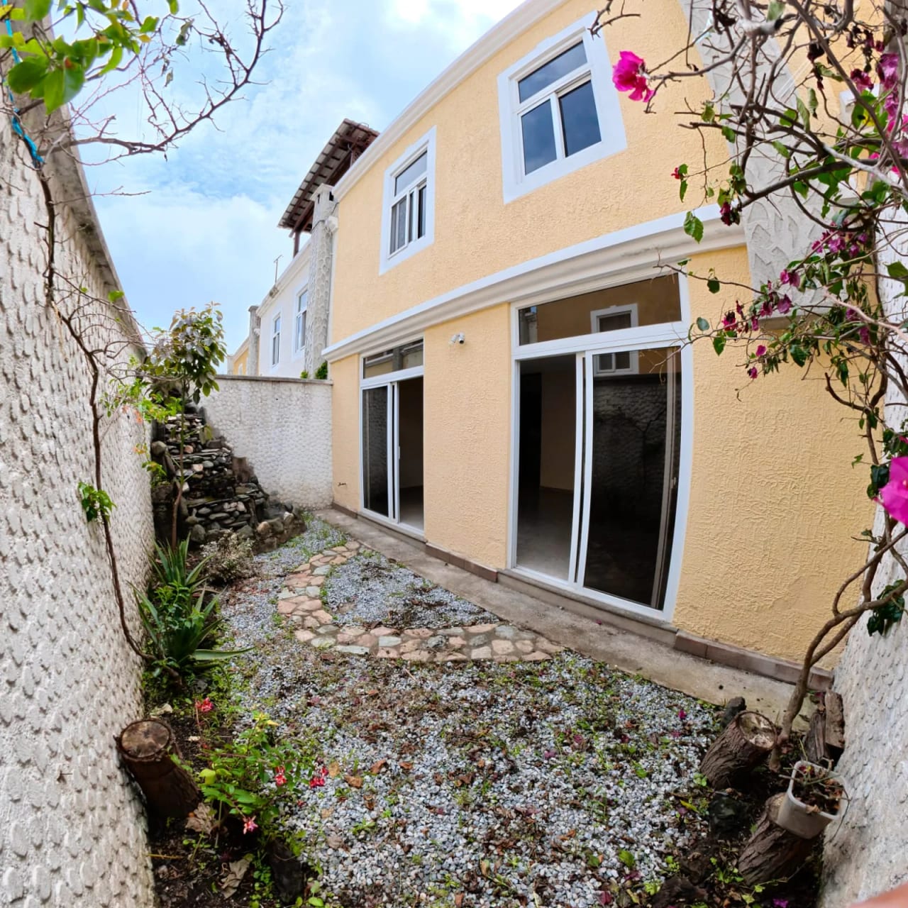 CASA EN VENTA – CONDOMINIO ENTRE ENCINOS 📍 San Lucas Sacatepéquez — Casa en Venta en San Lucas Sacatepéquez, Sacatepéquez — foto 6 de 6