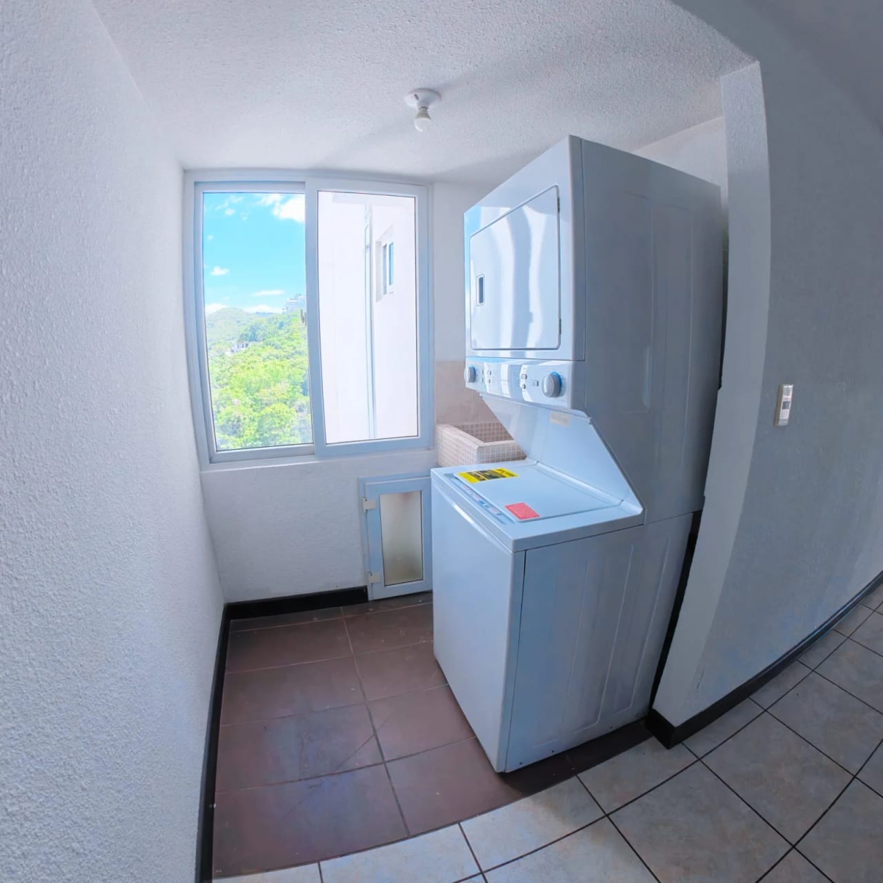 Apartamento en venta-Alta Villa El Naranjo — Apartamento en Venta en Zona 11 Mixco, Guatemala, Ciudad — foto 4 de 6