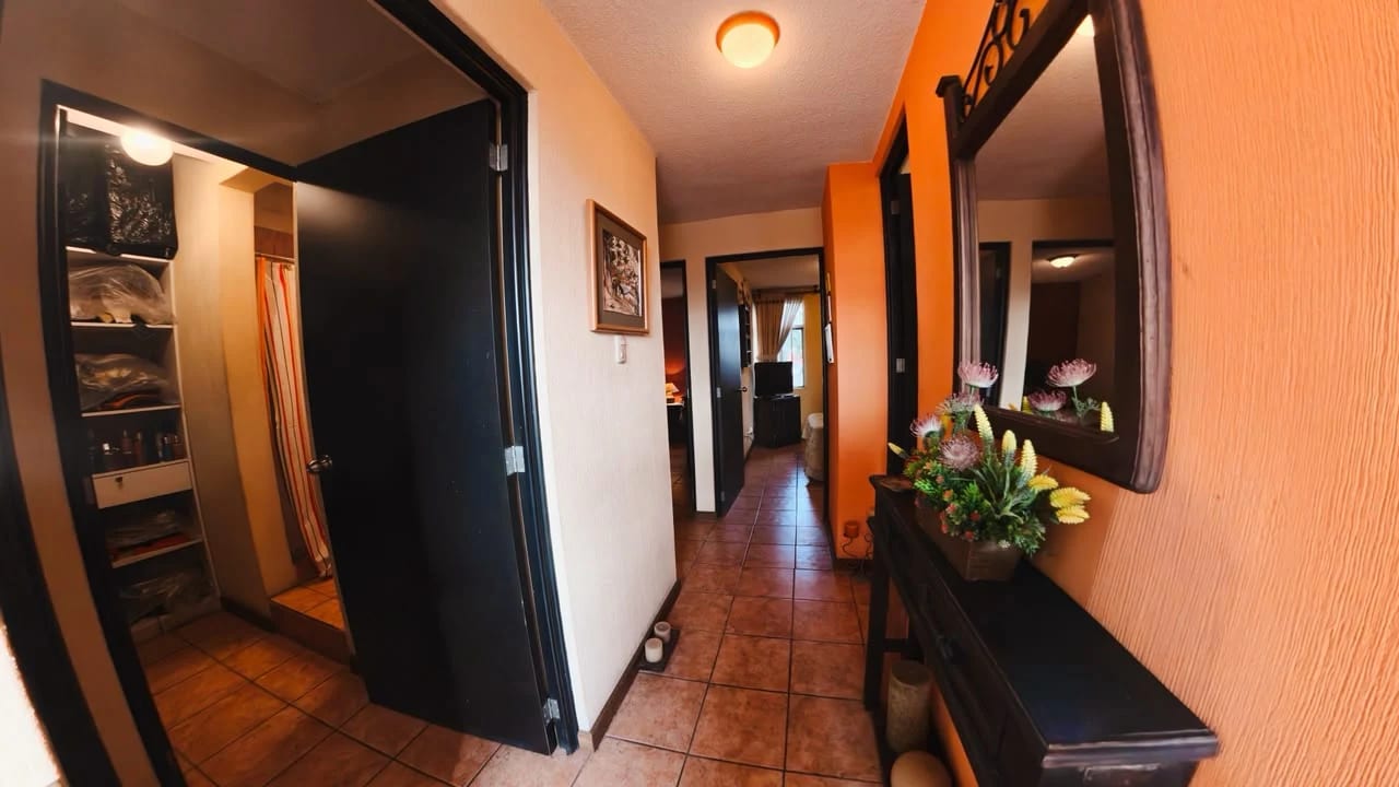 Casa en Venta en Zona 12 Villas de la Colina — Casa en Venta en Zona 12, Guatemala, Ciudad — foto 2 de 7