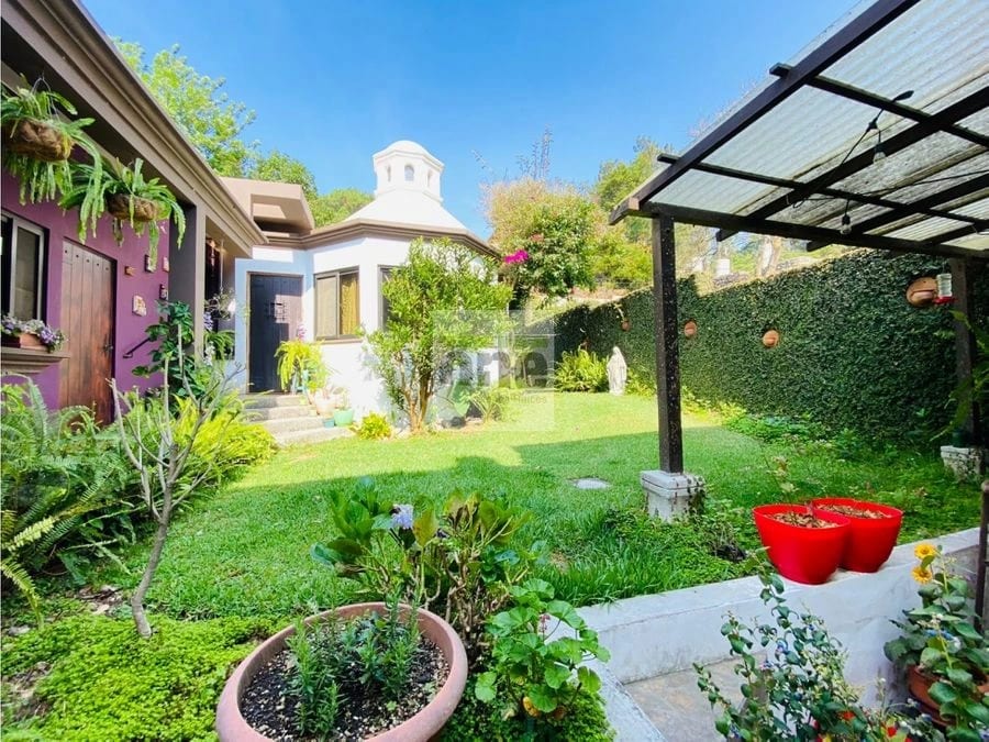 Casa con apartamento independiente en Km 25.5 LA FONTANA — Casa en Venta en Carretera a El Salvador, Guatemala, Ciudad — foto 1 de 15