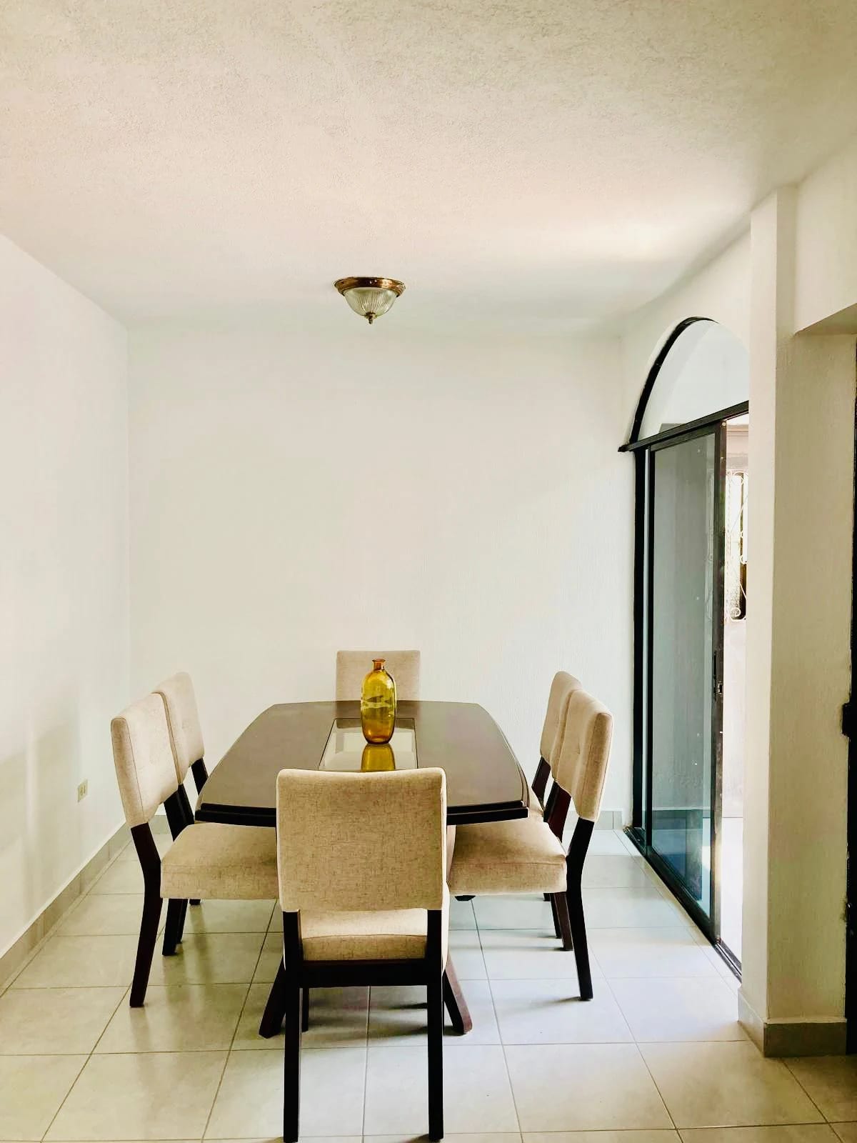 Apartamento de 4 dormitorios en renta en Colonia El Maestro — Apartamento en Alquiler en Zona 15, Guatemala, Ciudad — foto 11 de 17